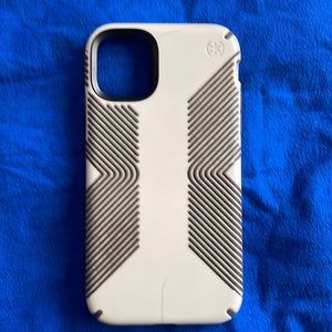 Speck Iphone 11 case